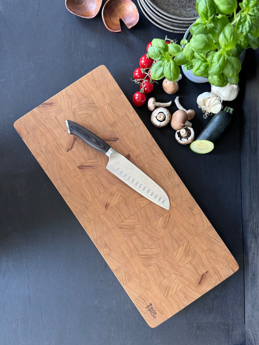 „Rhöner Riese“ – Hirnholzbrett Kastanie (57x25)