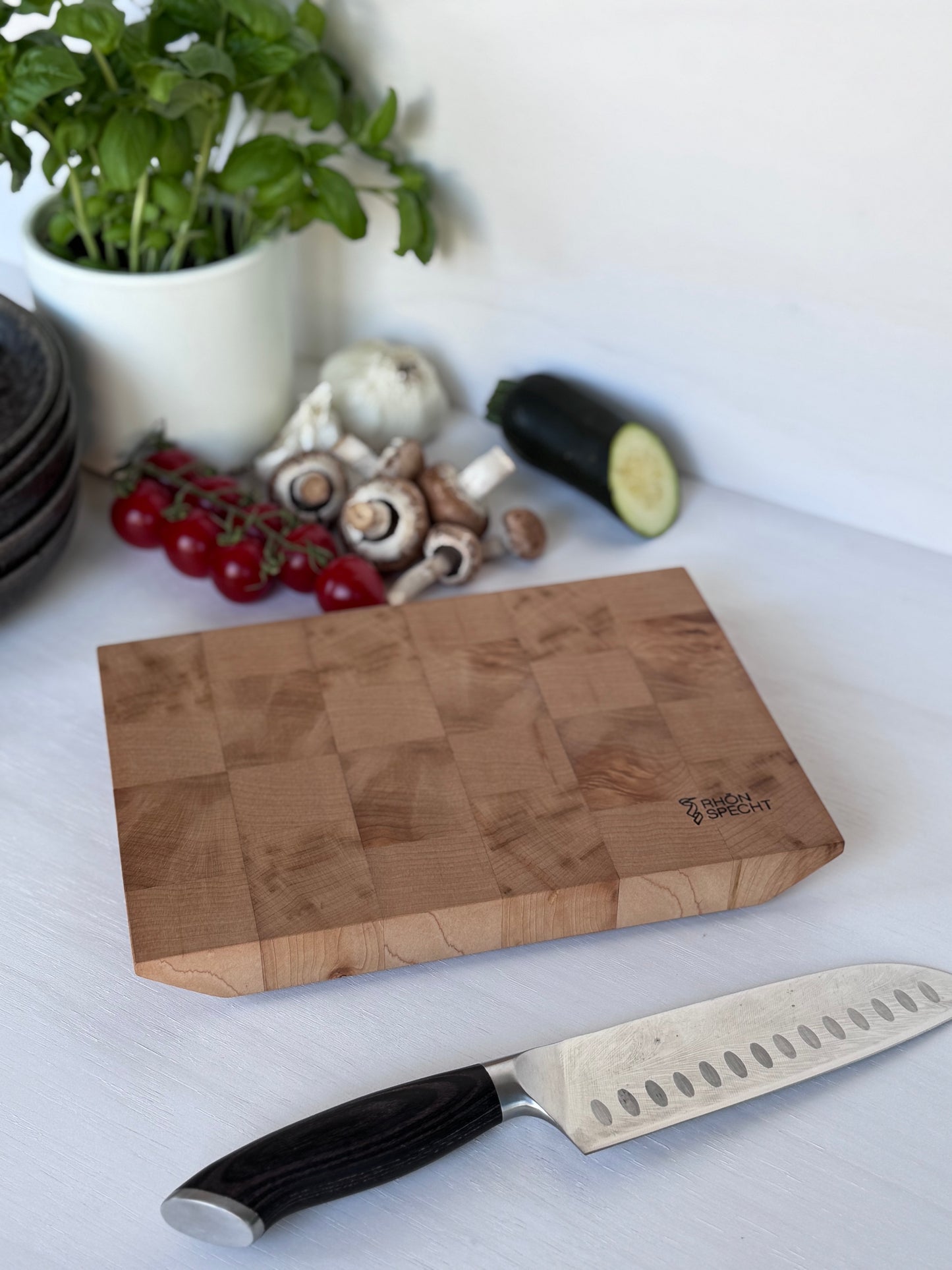 „Birnchen“ – Hirnholzbrettchen Birne (27,5x19)