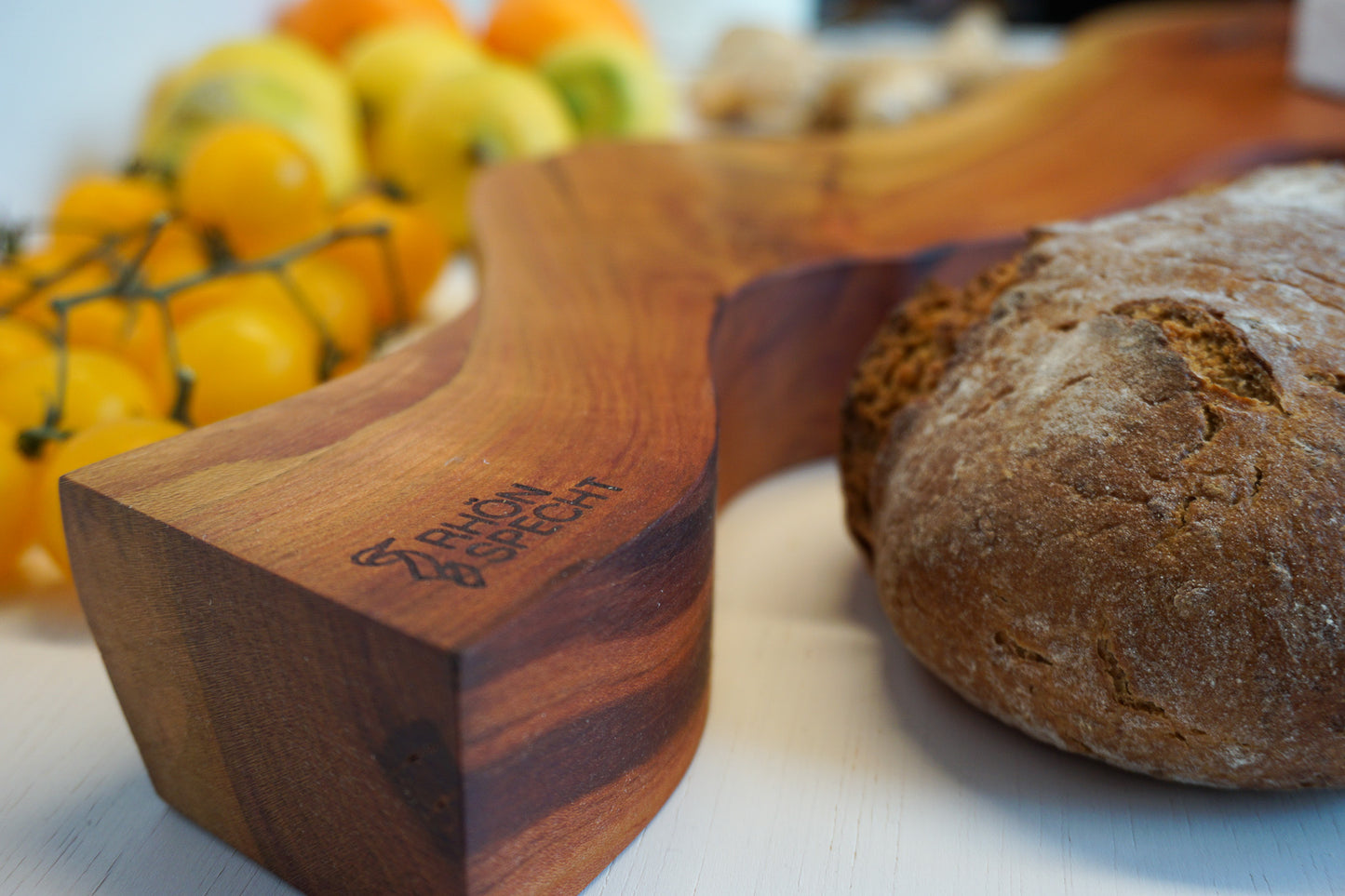 Anrichte- & Deko-Brett aus Rhöner Pflaume – handgefertigtes Unikat