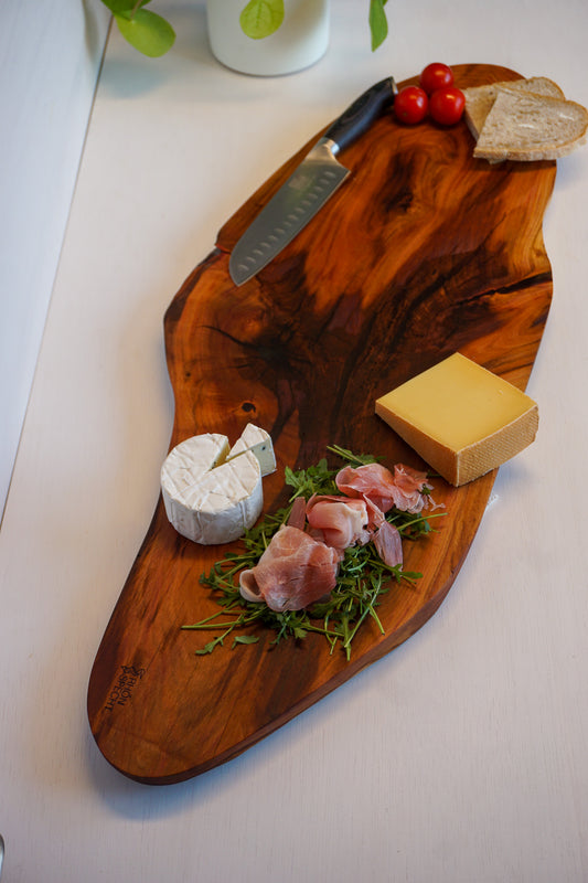 Servierbrett Rhöner Pflaume – Ein Unikat